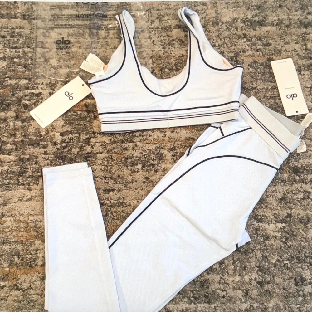 ALO Yoga White Ribbed Active Legging & Bra Set with Black Piping